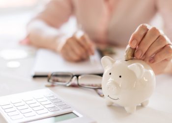 economii financiare