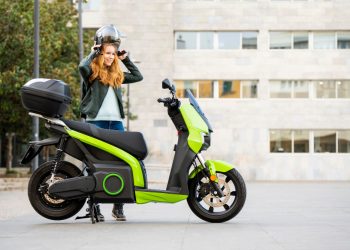 Cum să îți alegi scuterul electric perfect: ghidul cumpărătorului
