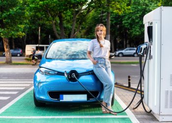 Încărcarea mașinilor electrice: tot ce ai vrut să știi dar ai ezitat să întrebi
