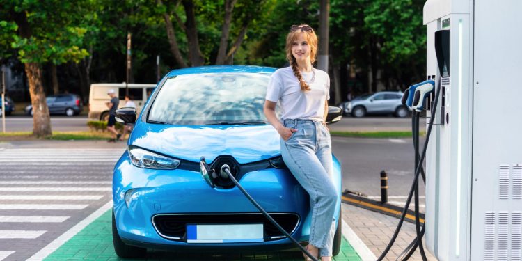 Încărcarea mașinilor electrice: tot ce ai vrut să știi dar ai ezitat să întrebi
