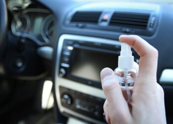 Cum alegem un odorizant auto?