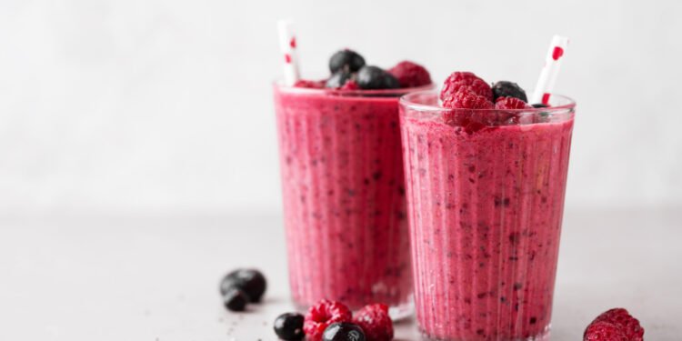 Smoothie-uri pentru slăbit: rețete gustoase și pline de nutrienți