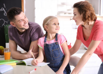 Jocuri și activități educative pentru întreaga familie