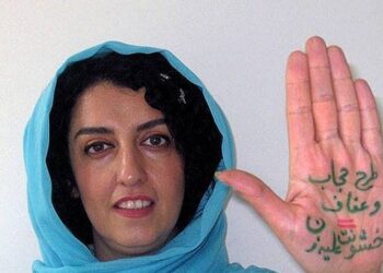 Laureata Premiului Nobel pentru Pace, Narges Mohammadi, arestată violent în Iran