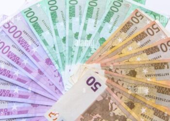 Bulgaria a trecut la euro