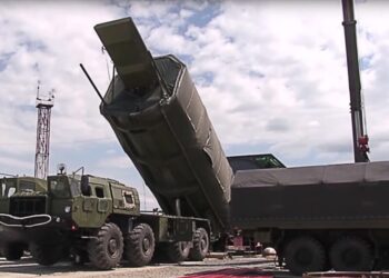 Rusia a lovit Ucraina cu rachete balistice hipersonice
