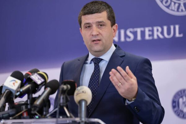 Radu Miruță, după atacul asupra ambulanței: „Minciuna online a ajuns în stradă”