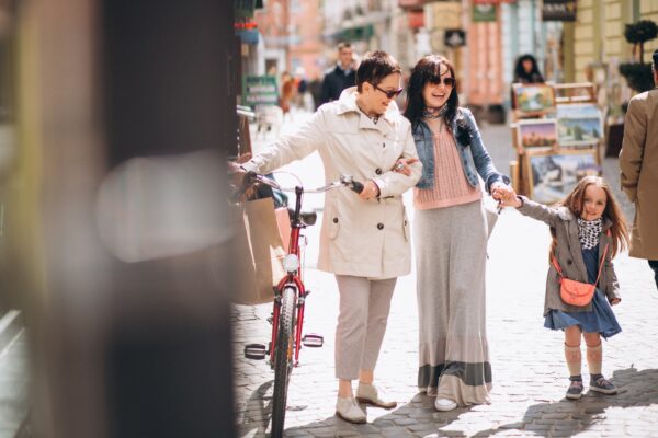 Primul city break în familie: destinații frumoase și ușor de vizitat